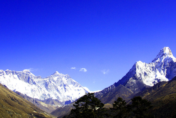 Foreground view of Ama Dablam and background view of Everest and surrounding peaks