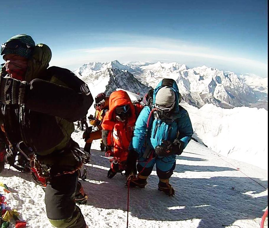 everest climbing shared by ayeshzangaro