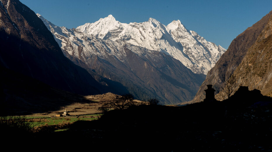 Manaslu Tsum Valley Trek